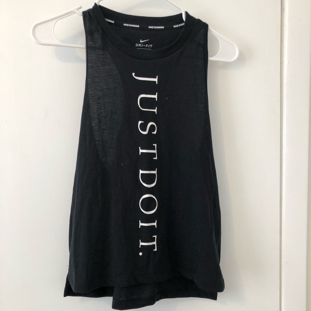 Small Nike Top